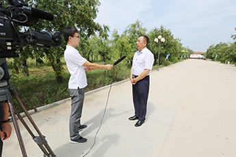 枣博会期间金年会（金字招牌,信誉至上）董事局主席李长云 接受德州广播电视台采访